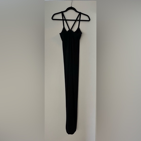 Black Dress - Picture 2 of 4